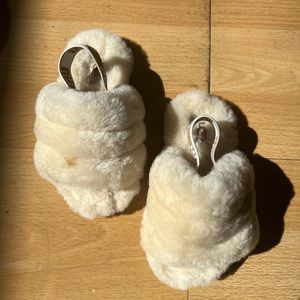 Toddler Ugg “Fluff Yeah” Slide (new)
